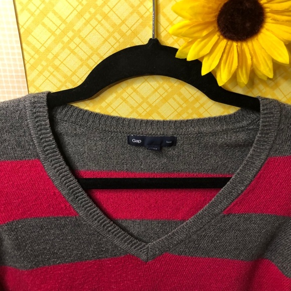 GAP Sweaters - Gap Luxe Sweater V Neck Size Medium